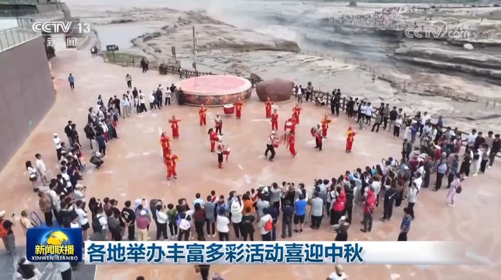 人氣“聚”起來、消費“火”起來 “文化+旅游”為假日經濟注入勃勃生機
